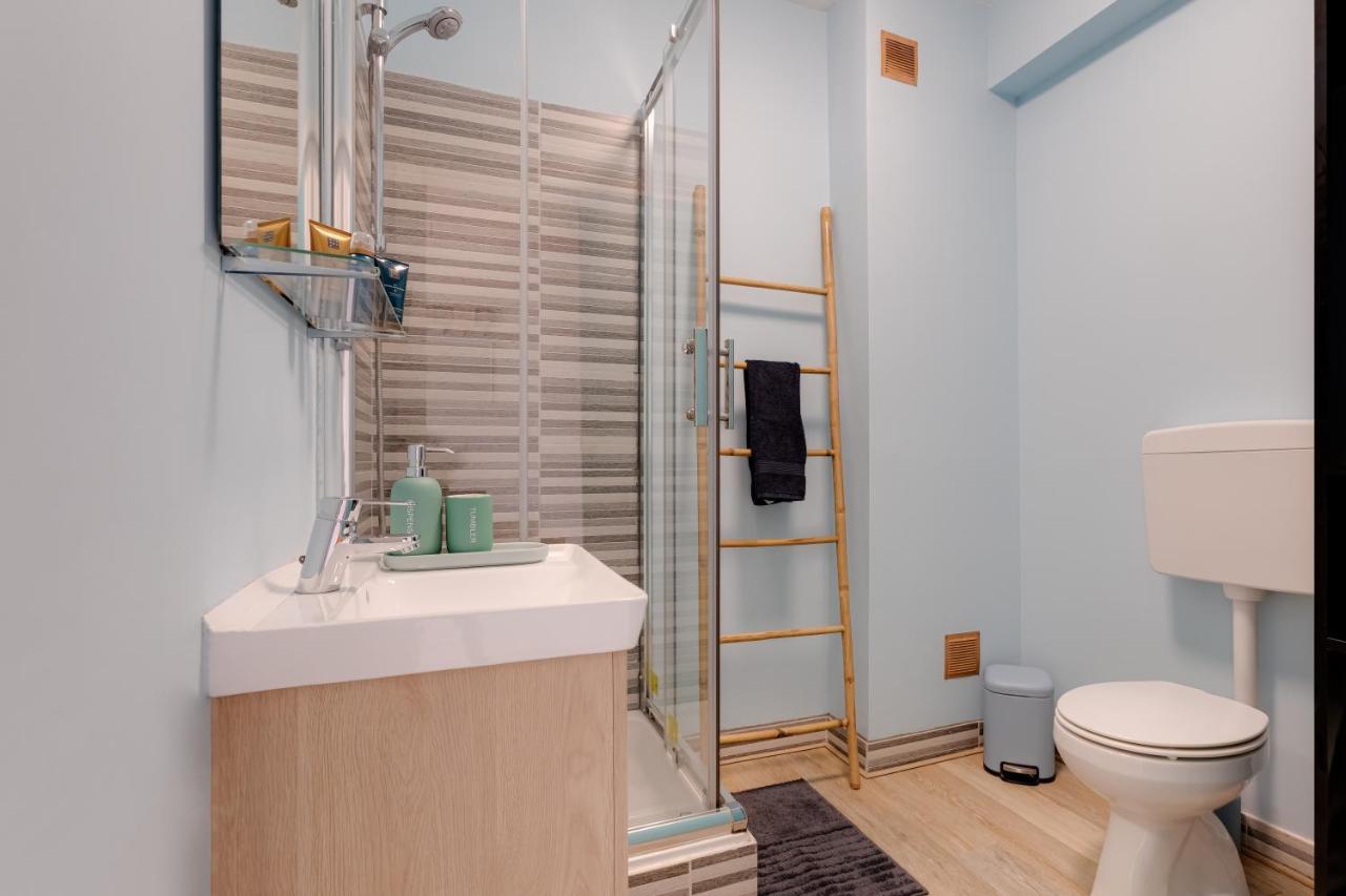 Max Crib - Seafront 2 Bedroom Apart With Ac And Private Parking In Armação de Pêra Kültér fotó